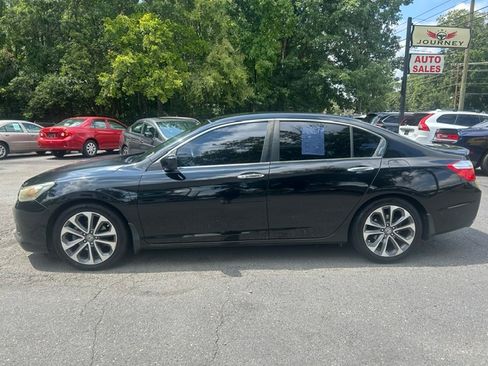 Used 2015 Honda Accord Sport Sedan image 2