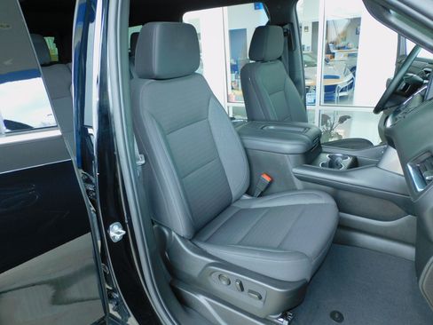 Used 2023 Chevrolet Tahoe LS image 22