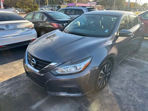 Used 2018 Nissan Altima 2.5 SL image 2