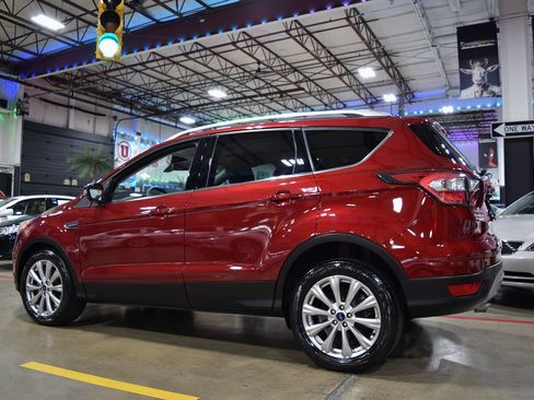 Used 2017 Ford Escape Titanium image 12
