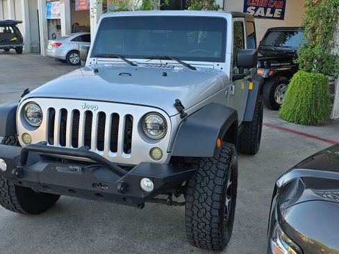 Used 2012 Jeep Wrangler Sport image 13
