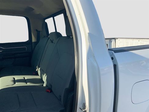 Used 2020 RAM 1500 SLT image 21