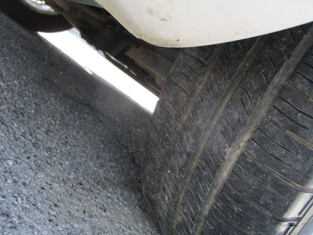 Used 2000 Lincoln Town Car Signature RWD image 10