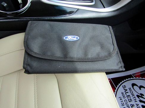 Used 2015 Ford Edge AWD SEL image 26