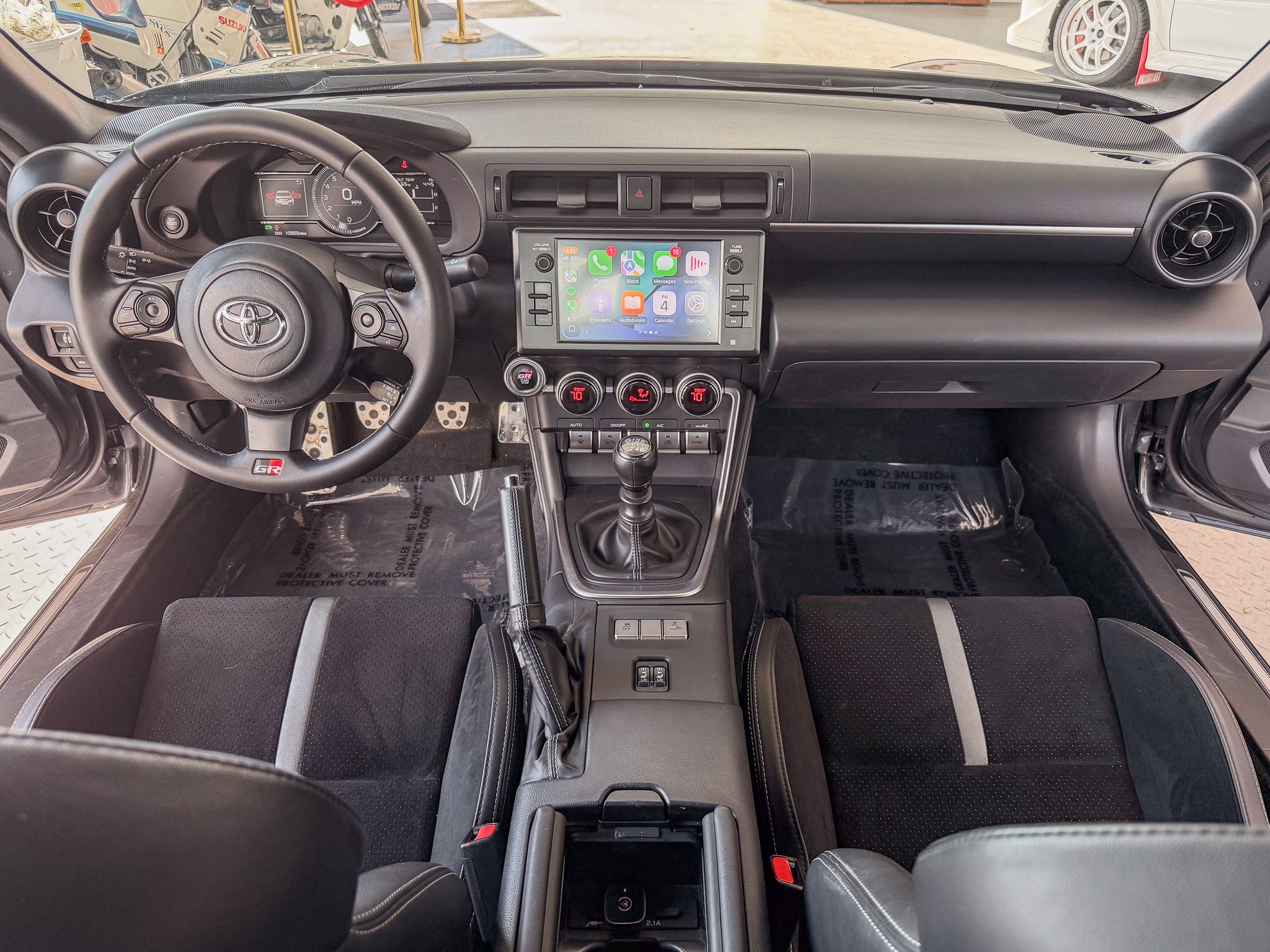 Used 2024 Toyota GR86 Premium RWD image 8