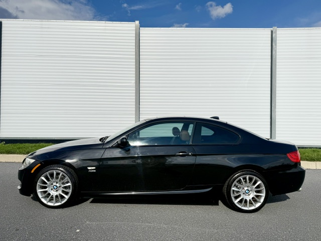 Used 2011 BMW 328i xDrive Coupe AWD/4WD image 8