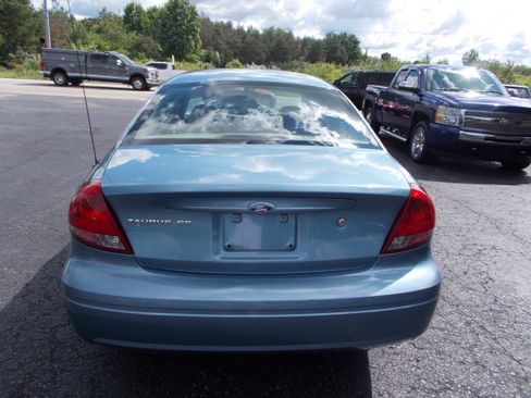 Used 2006 Ford Taurus SE FWD image 6