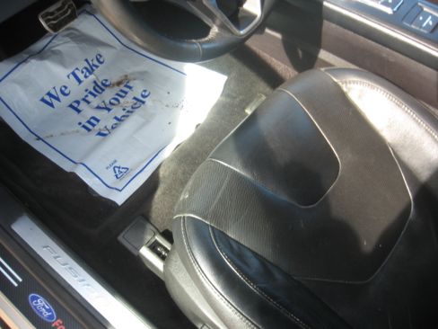 Used 2017 Ford Fusion Energi image 9