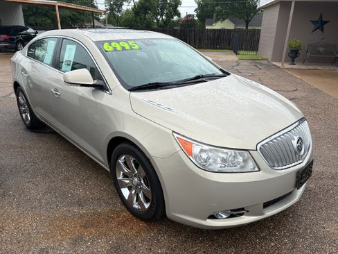 Used 2010 Buick LaCrosse CXL AWD image 2