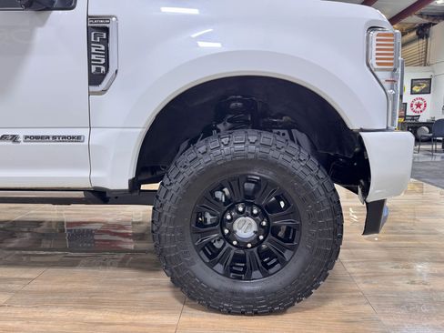 Used 2020 Ford F250 Platinum image 3
