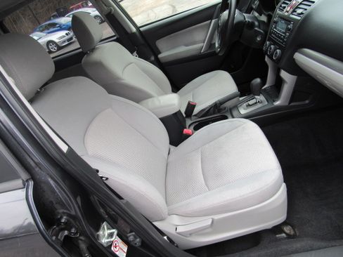 Used 2014 Subaru Forester 2.5i Premium image 18
