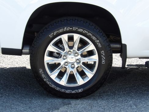 Used 2021 Chevrolet Silverado 1500 4x4 Crew Cab LTZ image 10
