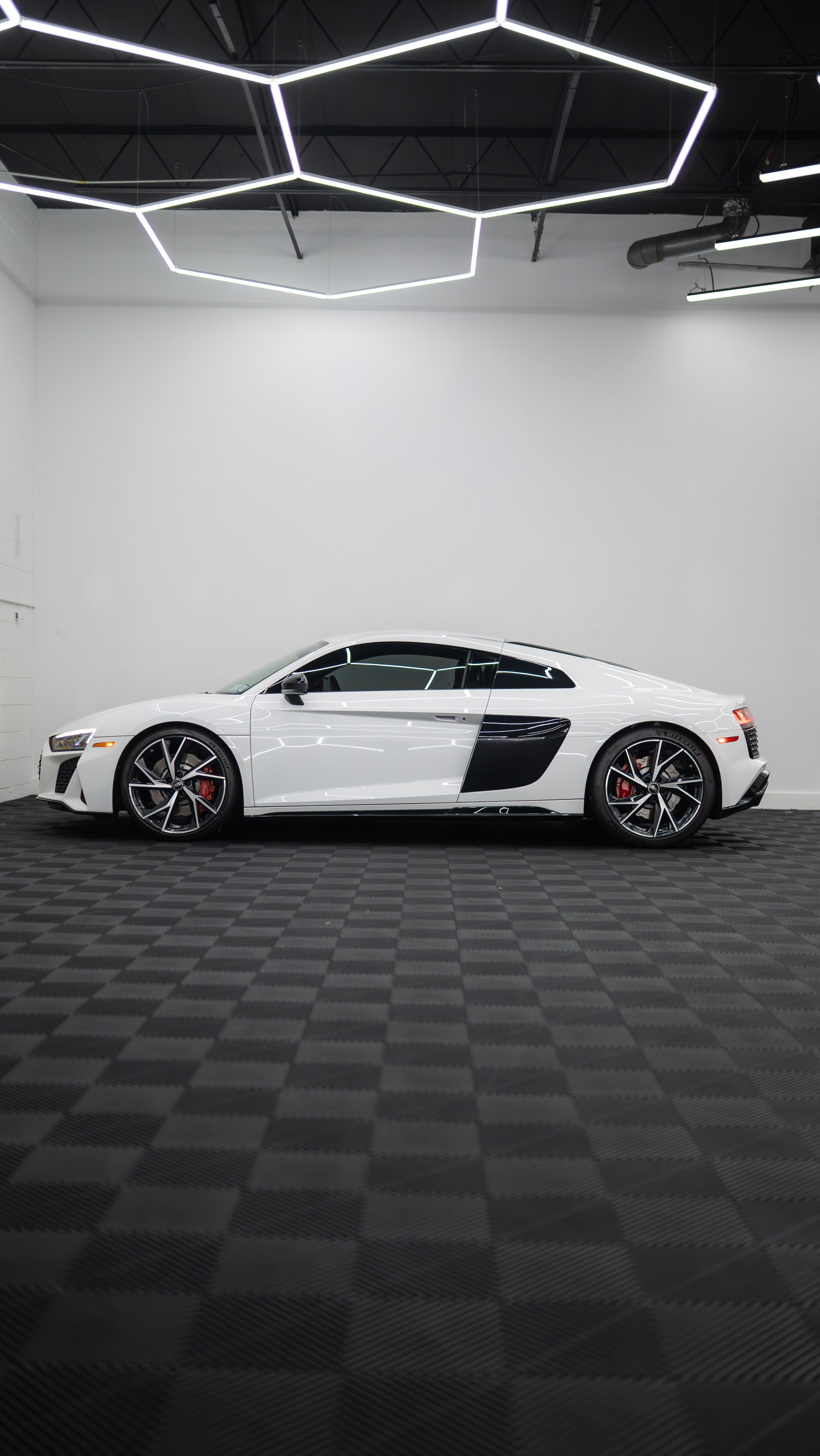 Used 2023 Audi R8 V10 performance Coupe RWD image 12
