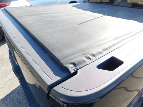 Used 2016 Chevrolet Colorado Z71 image 19