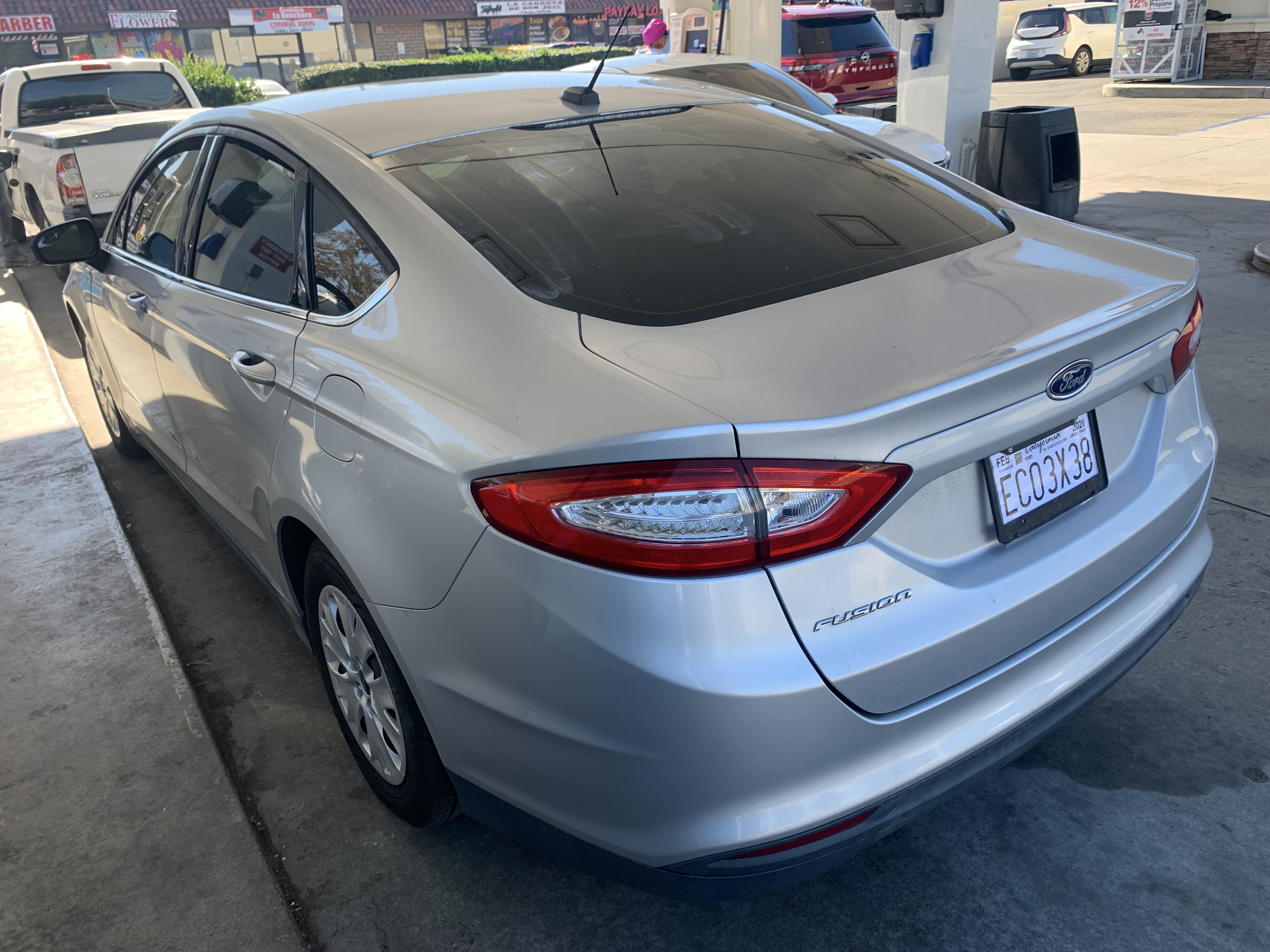 Used 2013 Ford Fusion S FWD image 1