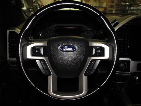 Used 2022 Ford F250 4x4 Crew Cab Super Duty image 31