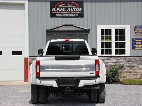 Used 2021 Ford F450 4x4 Crew Cab Super Duty image 8