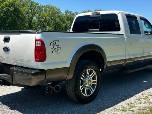 Used 2016 Ford F250 4x4 Crew Cab Super Duty image 8