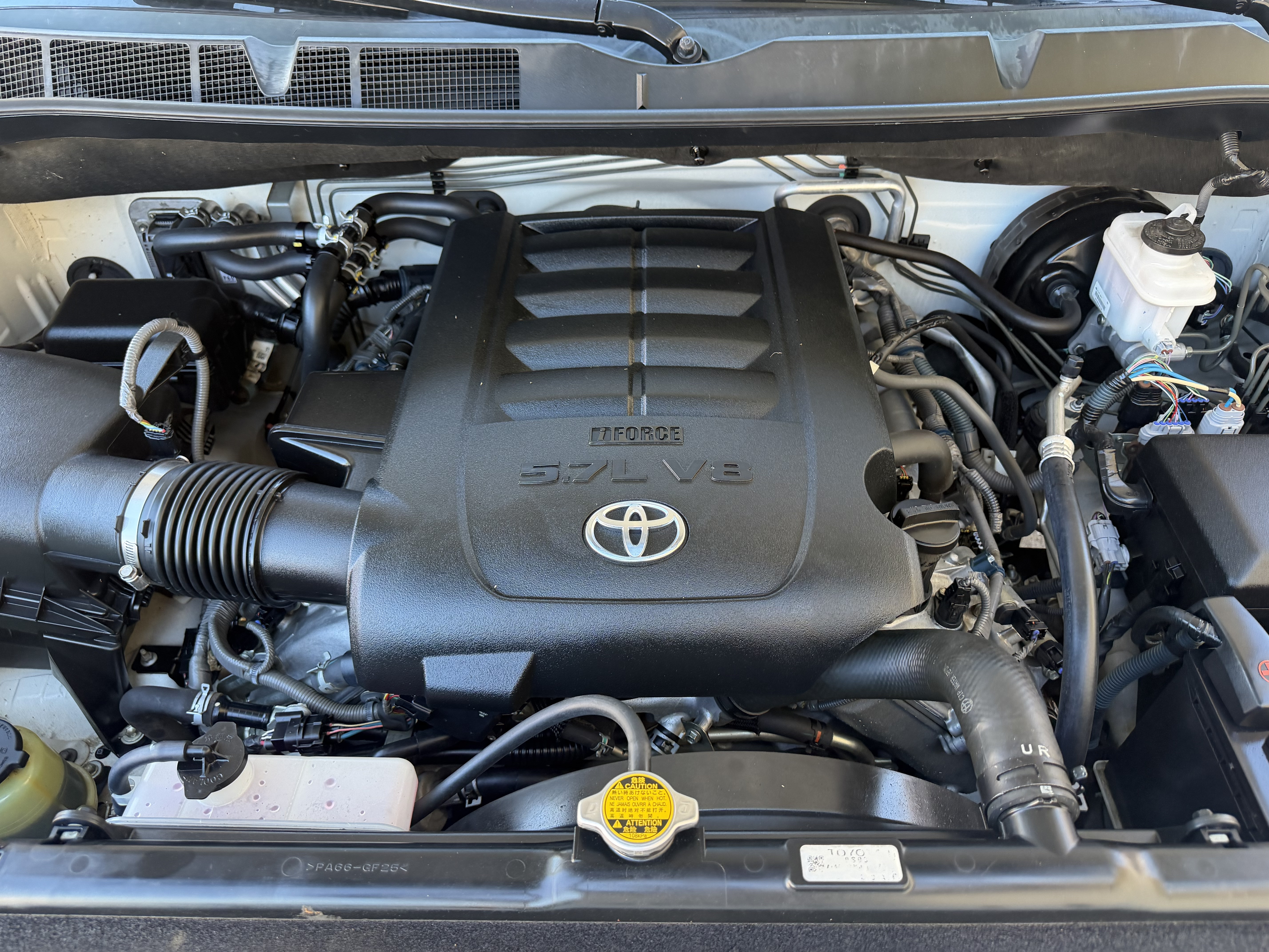 Used 2014 Toyota Sequoia 4WD Platinum image 31