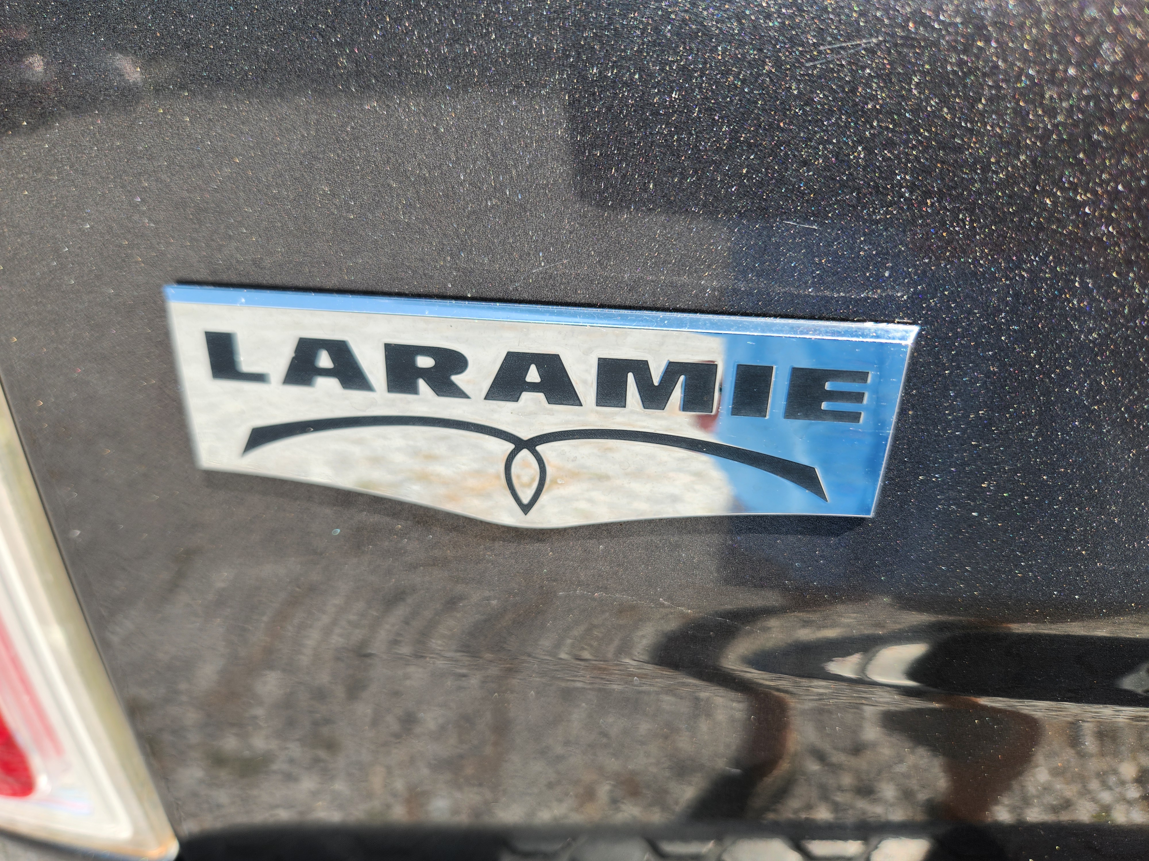 Used 2017 RAM 2500 4x4 Crew Cab Laramie image 12