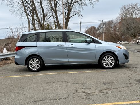 Used 2012 MAZDA MAZDA5 Sport image 6