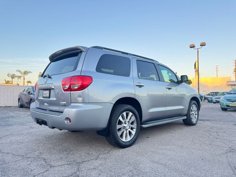 Used 2010 Toyota Sequoia Limited image 8