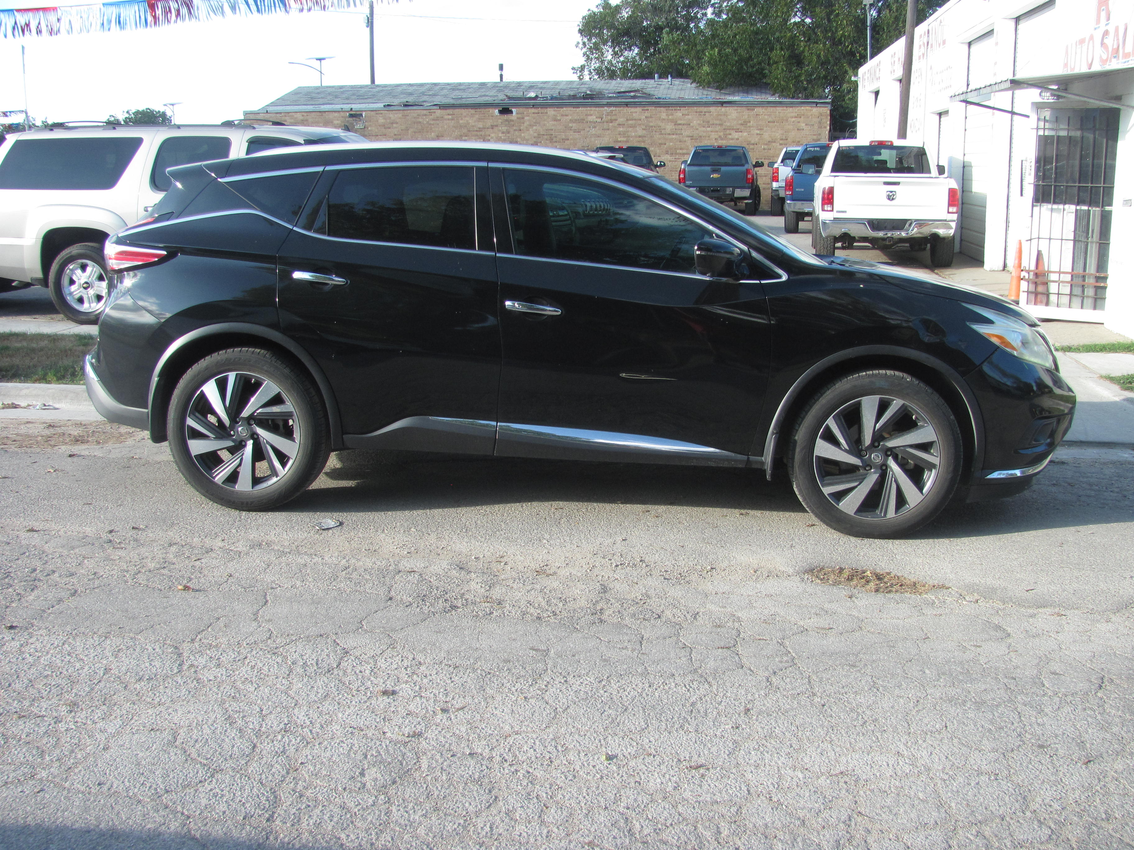Used 2016 Nissan Murano AWD image 1