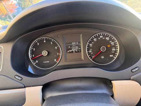 Used 2013 Volkswagen Jetta 2.5 image 18