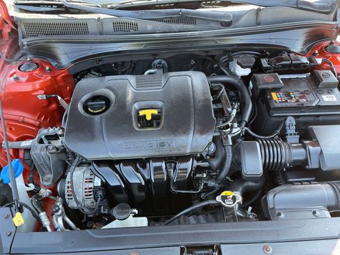 Used 2019 Kia Forte EX image 12