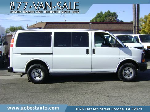 Used 2011 Chevrolet Express 2500 LS image 1
