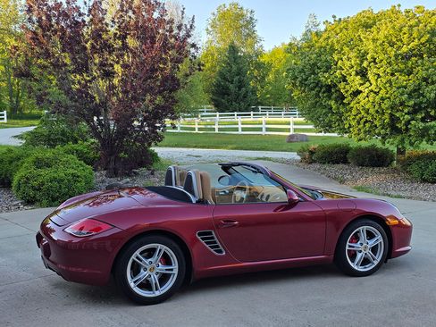 Used 2010 Porsche Boxster S RWD image 23
