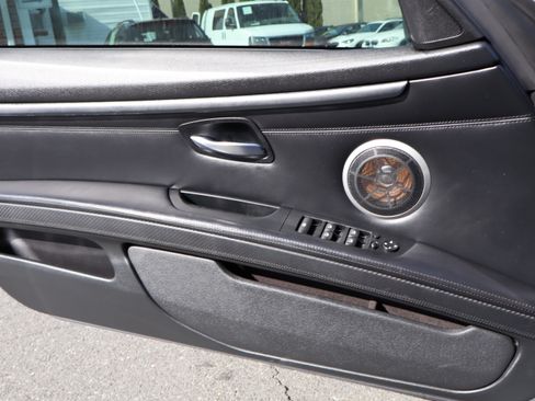 Used 2009 BMW M3 Convertible RWD image 23