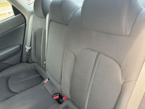 Used 2020 Kia Optima LX image 11