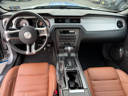 Used 2012 Ford Mustang Premium image 16