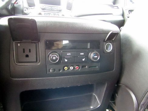 Used 2016 Chevrolet Tahoe 4WD LT image 20