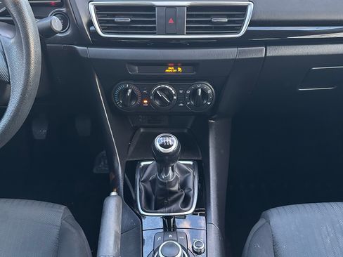 Used 2016 MAZDA MAZDA3 i Touring image 12