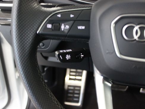 Used 2023 Audi SQ5 Premium Plus image 34