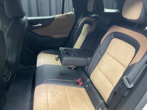 New 2026 Chevrolet Equinox ACTIV image 9