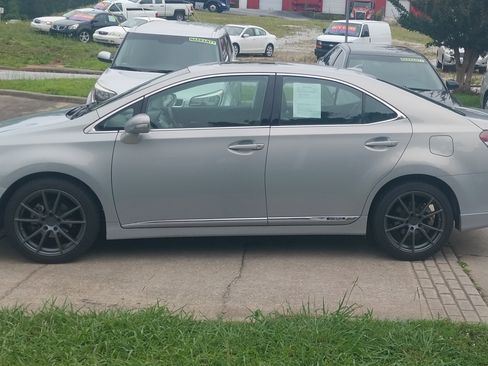 Used 2010 Lexus HS 250h image 4