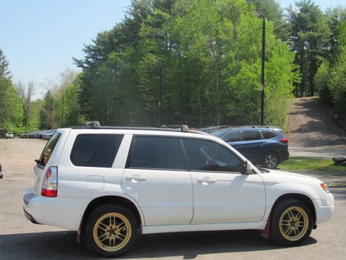 Used 2008 Subaru Forester 2.5X Premium AWD/4WD image 6