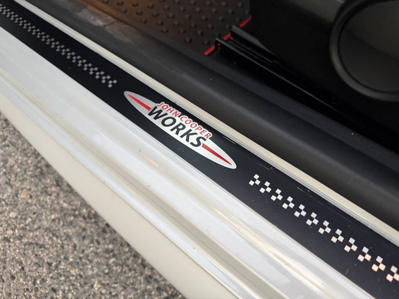 Used 2014 MINI Cooper Clubman John Cooper Works FWD image 21