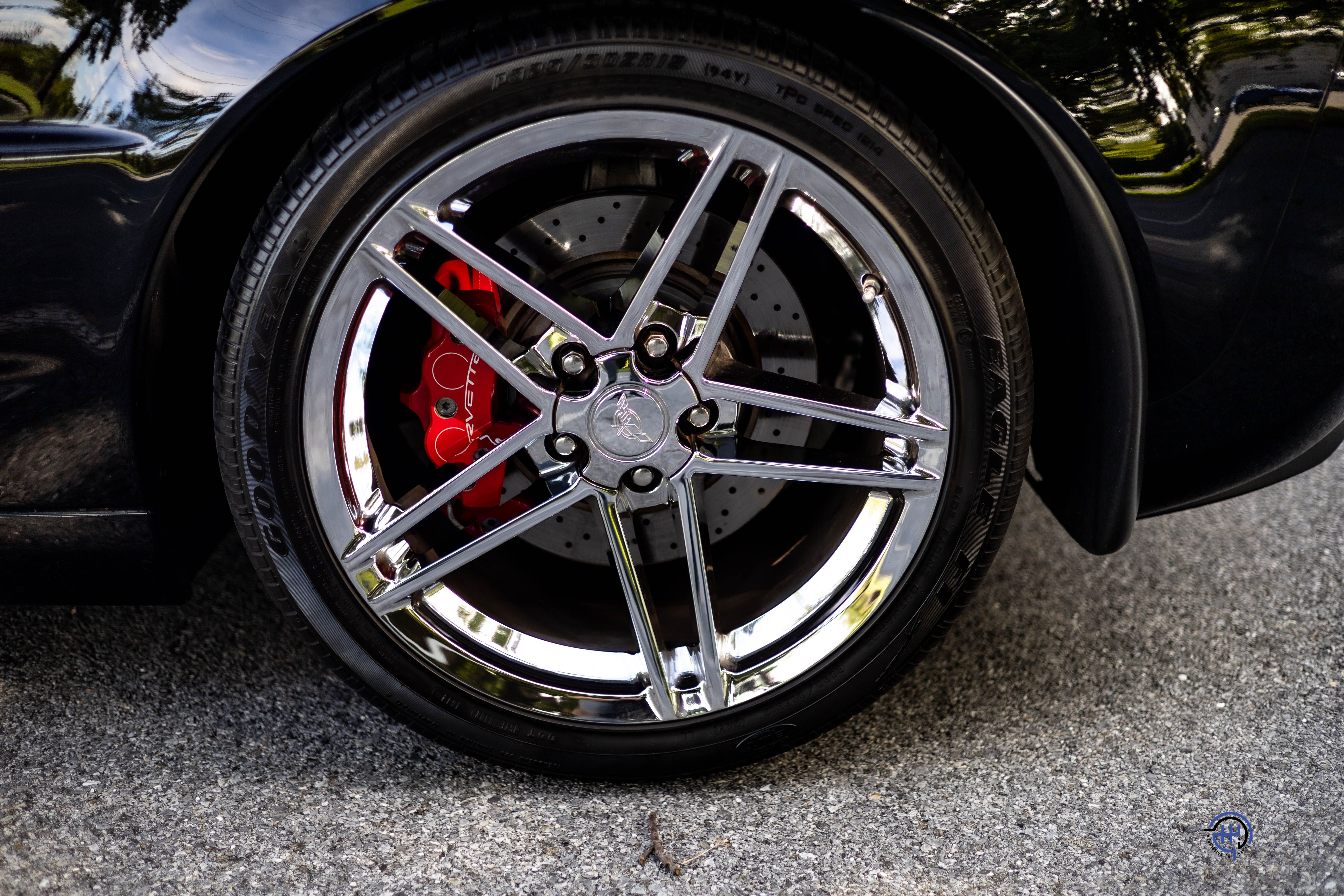 Used 2008 Chevrolet Corvette Z06 Coupe w/ 2LZ RWD image 15