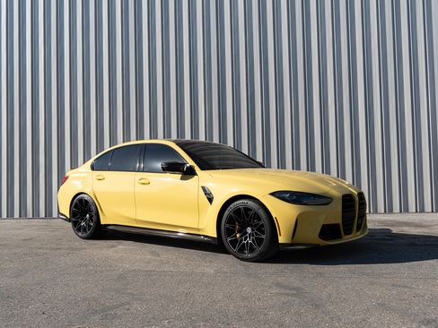Used 2023 BMW M3 Competition RWD image 3