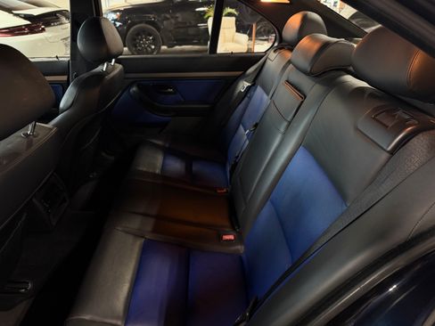 Used 2003 BMW M5 RWD image 22
