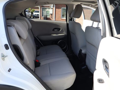 Used 2016 Honda HR-V EX image 14