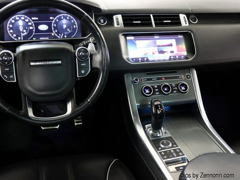 Used 2017 Land Rover Range Rover Sport SVR image 18