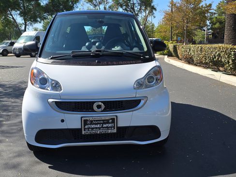 Used 2015 smart fortwo electric drive image 12
