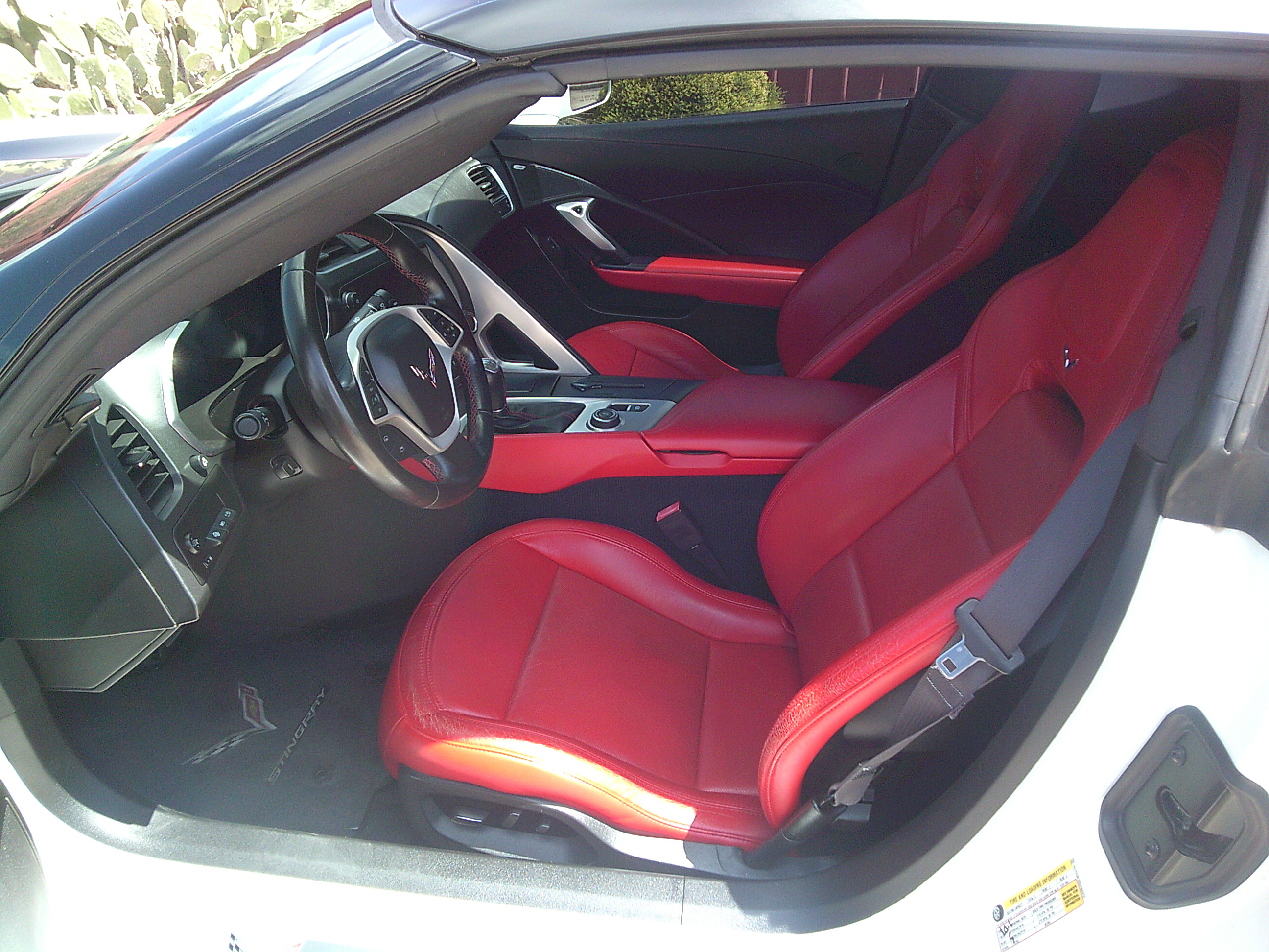 Used 2014 Chevrolet Corvette Stingray Coupe RWD image 6