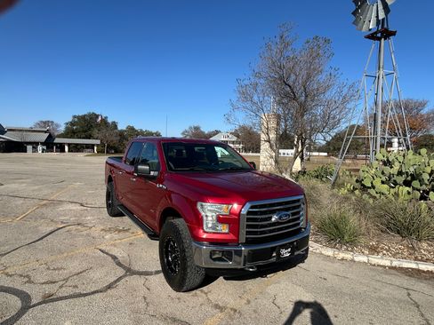 Used 2015 Ford F150 FX4 image 11