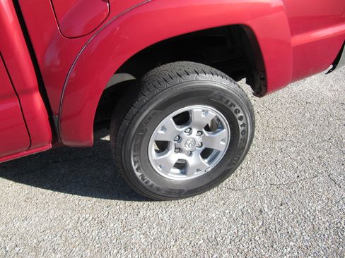 Used 2007 Toyota Tacoma TRD Off-Road image 4